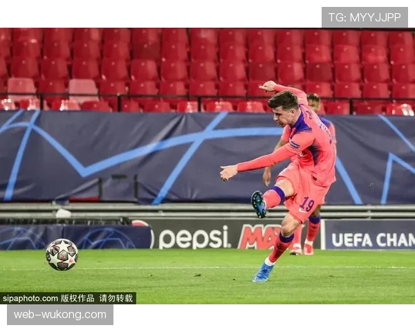 深度复盘：切尔西三中卫体系如何零封维拉进攻群